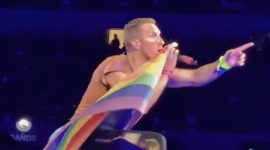 Konser perdana Coldplay di Indonesia mendapatkan penolakan dari Alumni 212 karena dianggap mendukung LGBTQ dan ateisme. (Foto: Istimewa)