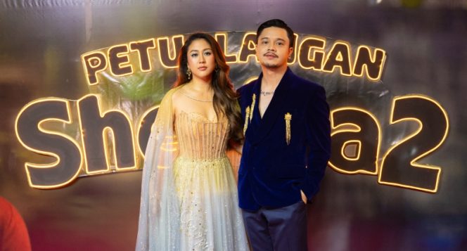 Sherina Munaf dan Derby Romero kembali hadir sebagai Sherina dan Sadam di film Petualangan Sherina 2 yang siap bikin nostalgia. (Foto: Dok. Miles Film)