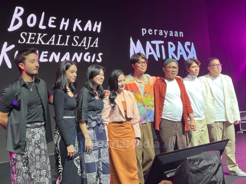 Umay Shahab dan Prilly Latuconsina akan merilis 3 film di 2024 yang akan dibintangi oleh Dikta, Iqbaal Ramadhan, dan Bryan Domani. (Foto: RariaMedia/Disti)