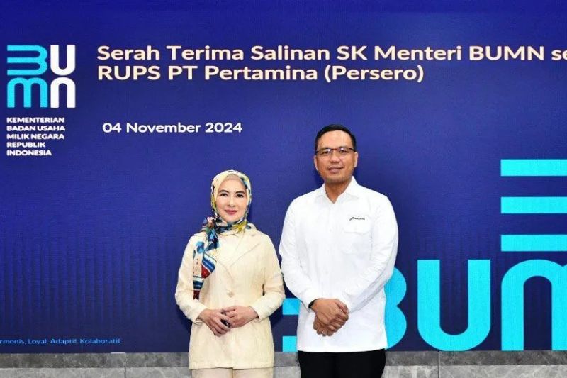 Menteri BUMN resmi menunjuk petinggi Partai Gerindra, Simon Aloysius, sebagai Direktur Utama Pertamina dan Iwan Bule sebagai komisaris utama. (Foto: Pertamina)